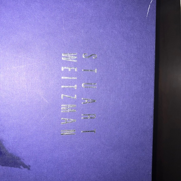 Stuart Weitzman size 10 - Can be worn to the office or out with friends. - Picture 12 of 12